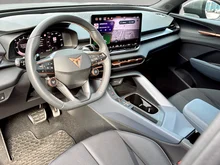 CUPRA Terramar 1.5 e-TSI 150 PS DSG in Nacht-Schwarz Metallic