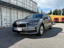 Thumbnail-Foto von Fahrzeug