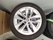 Thumbnail-Foto von Fahrzeug