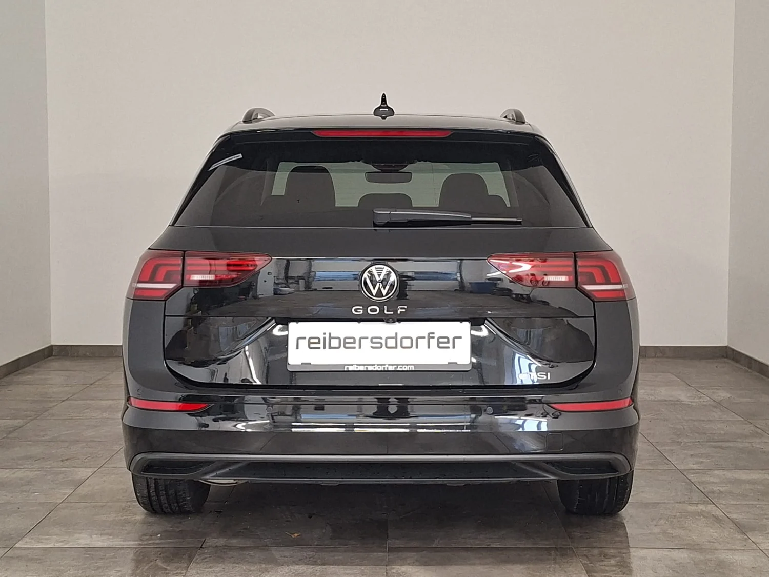 Bild eines Golf Variant Business mHeV DSG