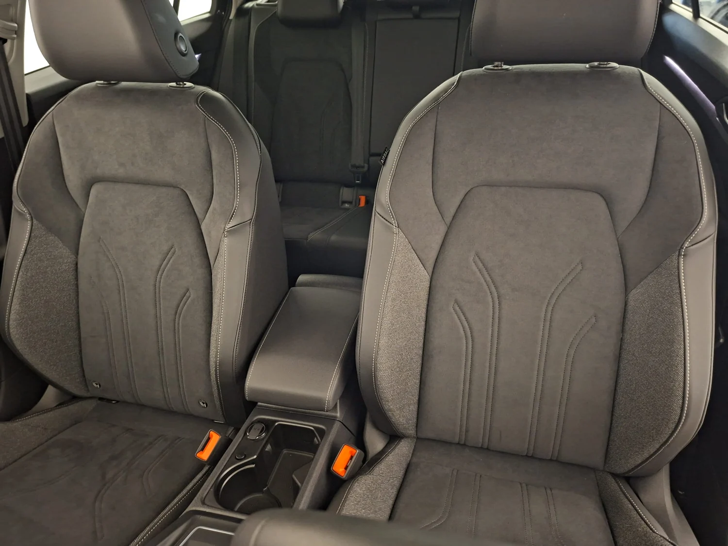 Bild eines Golf Variant Business mHeV DSG