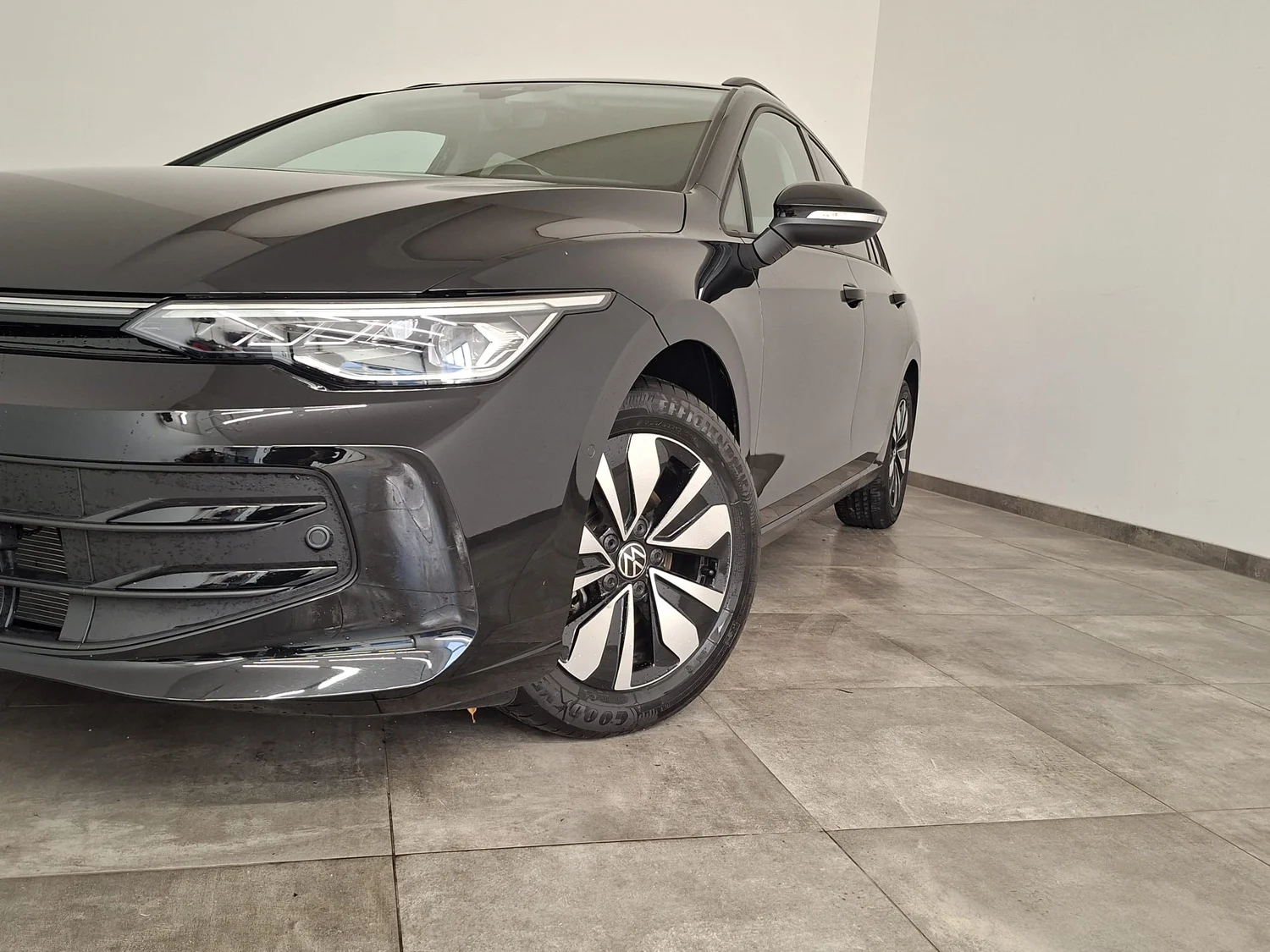 Bild eines Golf Variant Business mHeV DSG