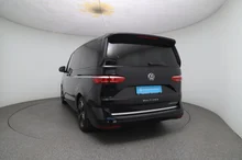 VW Multivan Style ÜH eHybrid 180 kW 4MOTION in Deepblack Perleffekt