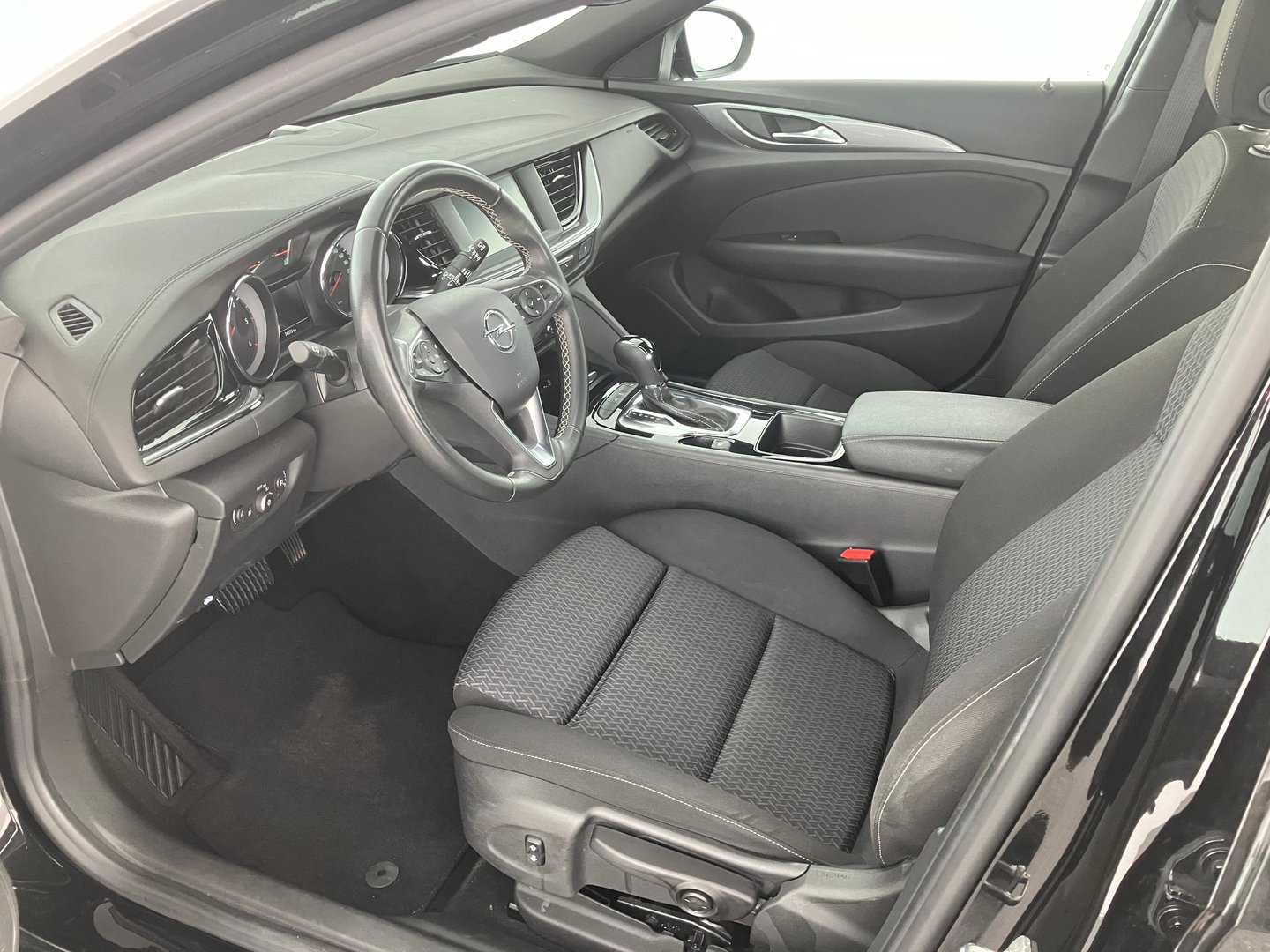 Opel Insignia ST 2,0 CDTI DVH Business Elegance Aut. | Bild 3 von 15