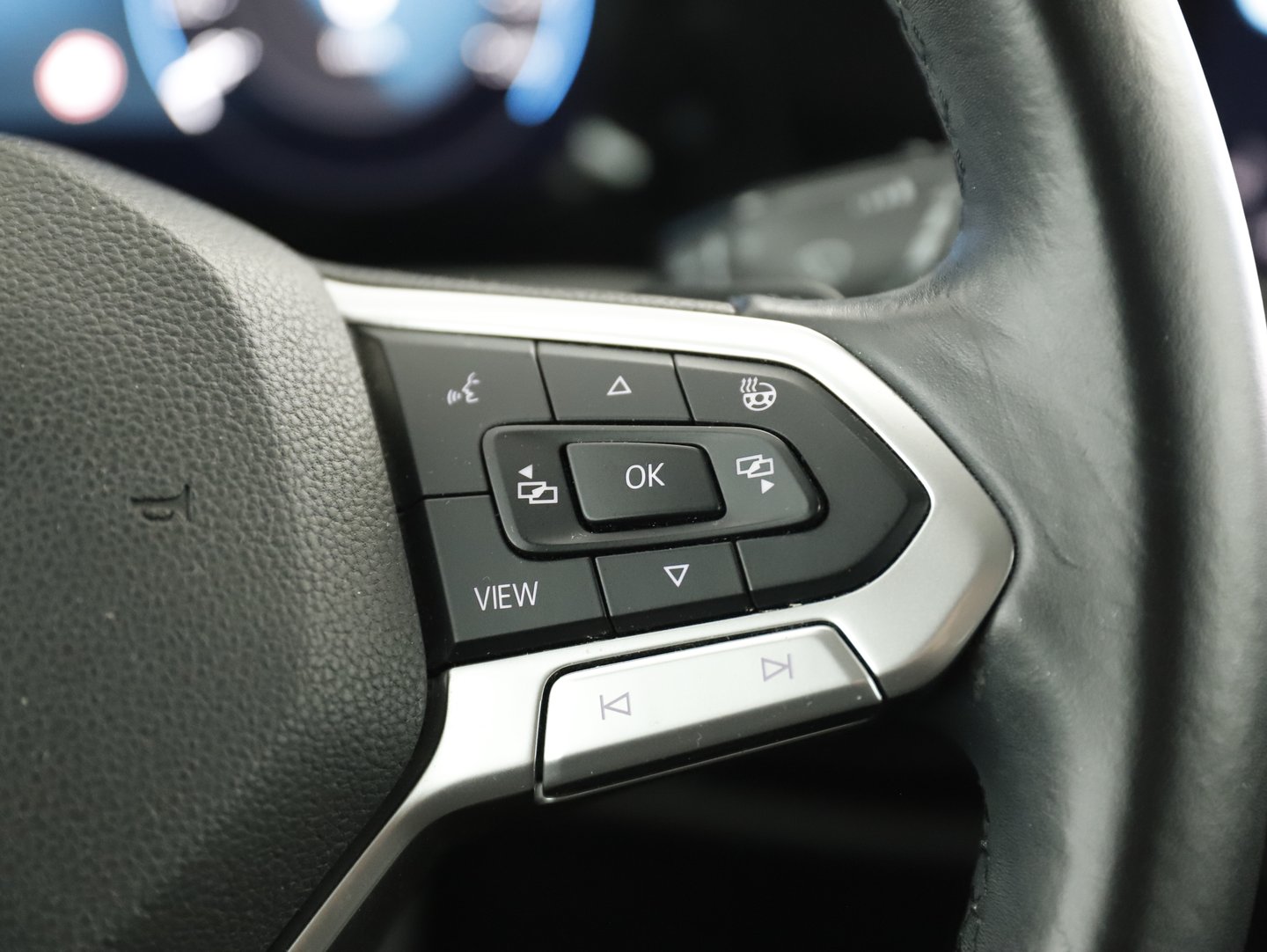 VW Golf Life TDI DSG | Bild 7 von 16
