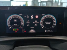 VW T-Roc Life eTSI DSG in Pure White Dach Black Uni