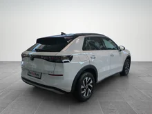 VW T-Roc Life eTSI DSG in Pure White Dach Black Uni