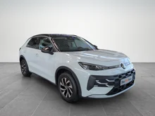 VW T-Roc Life eTSI DSG in Pure White Dach Black Uni
