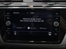 VW Touran Comfortline TDI SCR DSG 7-Sitzer in Pure White