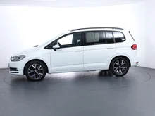 VW Touran Comfortline TDI SCR DSG 7-Sitzer in Pure White
