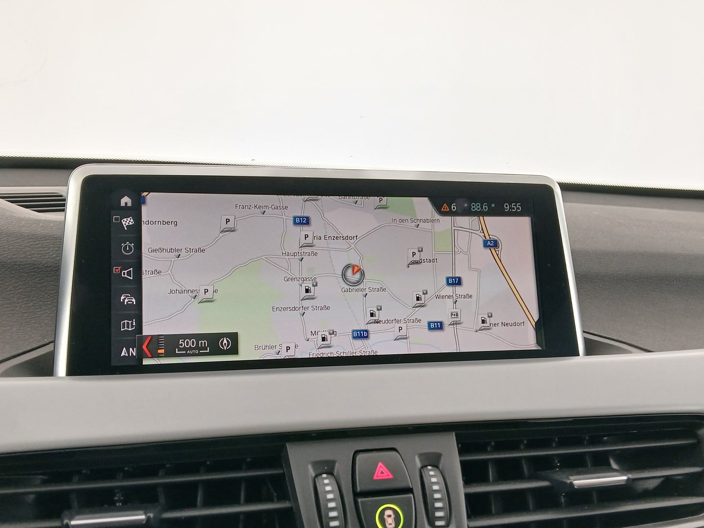 BMW X1 sDrive18i Advantage Aut. | Bild 20 von 32