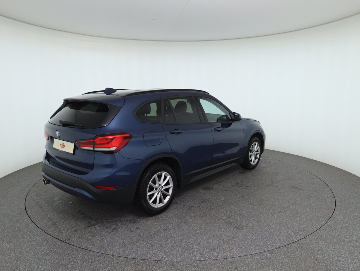 BMW X1 sDrive18i Advantage Aut. | Bild 5 von 32