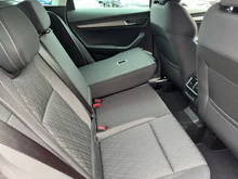 Škoda Karoq Selection TDI DSG in Graphit-Grau Metallic