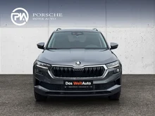 Škoda Karoq Selection TDI DSG in Graphit-Grau Metallic