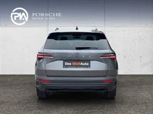 Škoda Karoq Selection TDI DSG in Graphit-Grau Metallic