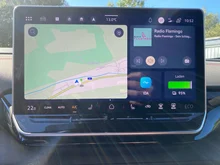 VW ID.4 GTX 4MOTION 250 kW Business -77 kWh in Gletscherweiß Metallic Dach schwarz