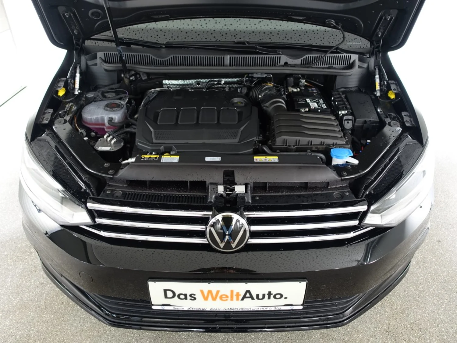 Bild eines VW Touran Life TDI