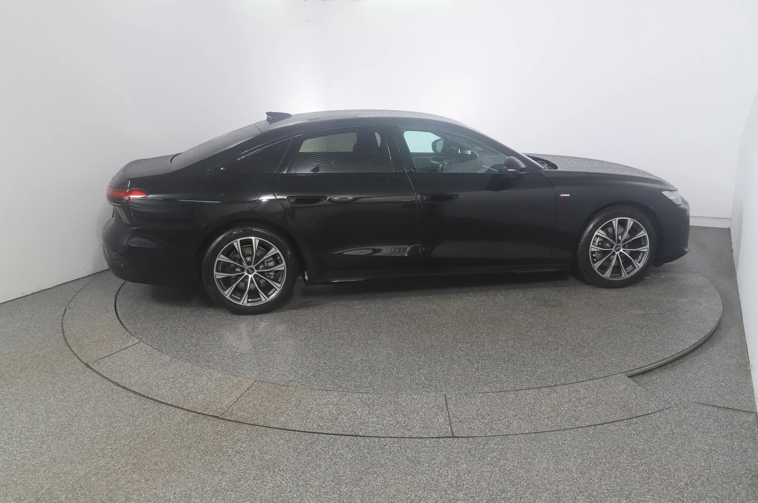 Bild eines Audi A6 Limousine TDI 150 kW
