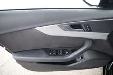 Audi A4 Avant 35 TDI in BRILLANTSCHWARZ