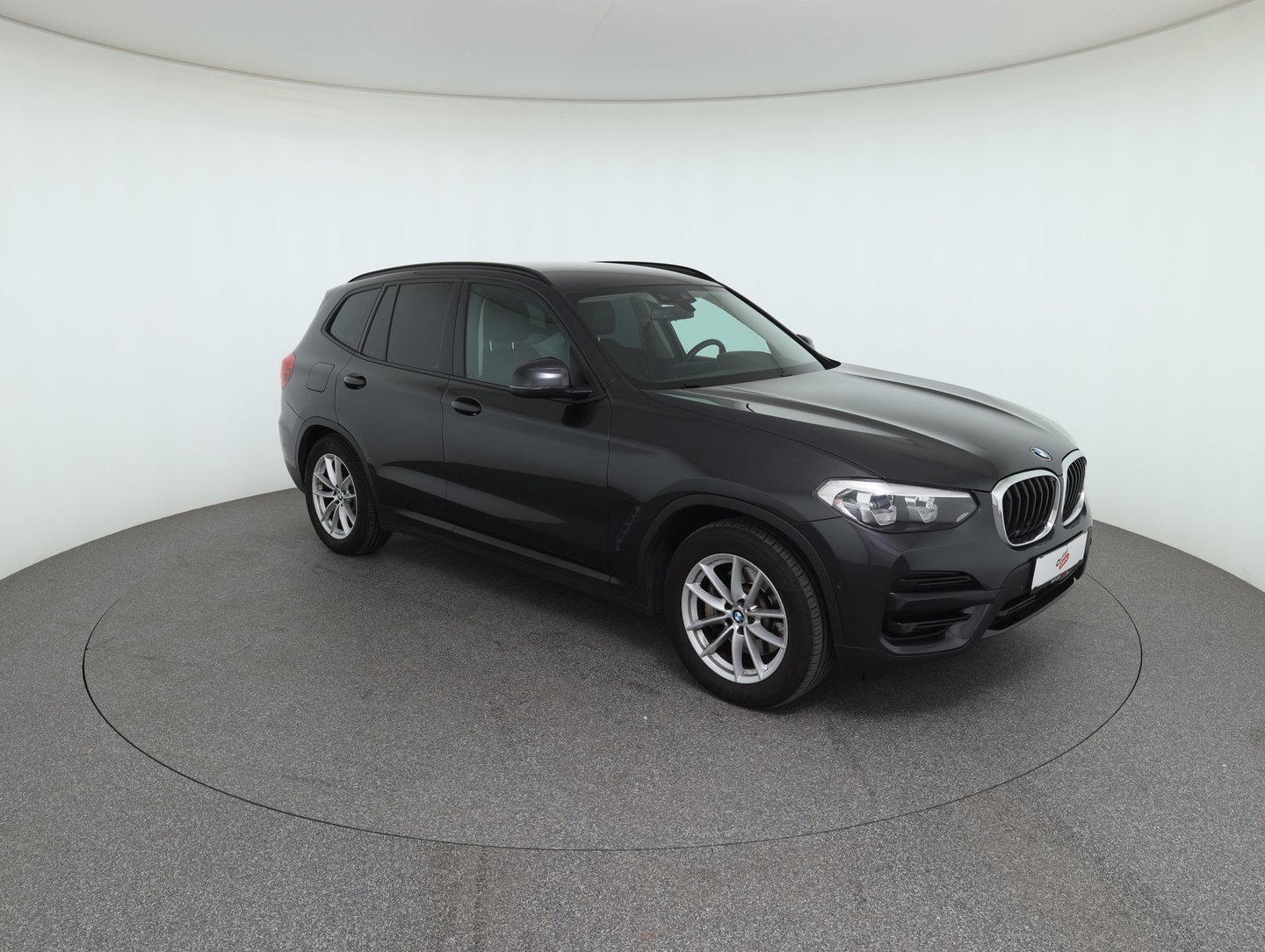 BMW X3 xDrive 30e Advantage | Bild 3 von 30