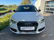 Audi A1 Sportback 1.0 TFSI intense in gletscherweiß metallic