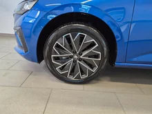 Škoda Scala Selection TSI in Race-Blau Metallic