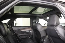 Peugeot 3008 Hybrid 300 4WD GT Line in dunkelgrau - metallic