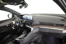 Peugeot 3008 Hybrid 300 4WD GT Line in dunkelgrau - metallic