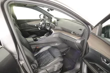 Peugeot 3008 Hybrid 300 4WD GT Line in dunkelgrau - metallic
