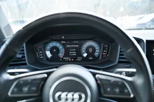 Thumbnail-Foto von Fahrzeug