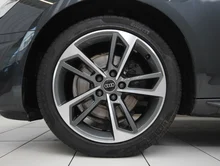 Thumbnail-Foto von Fahrzeug