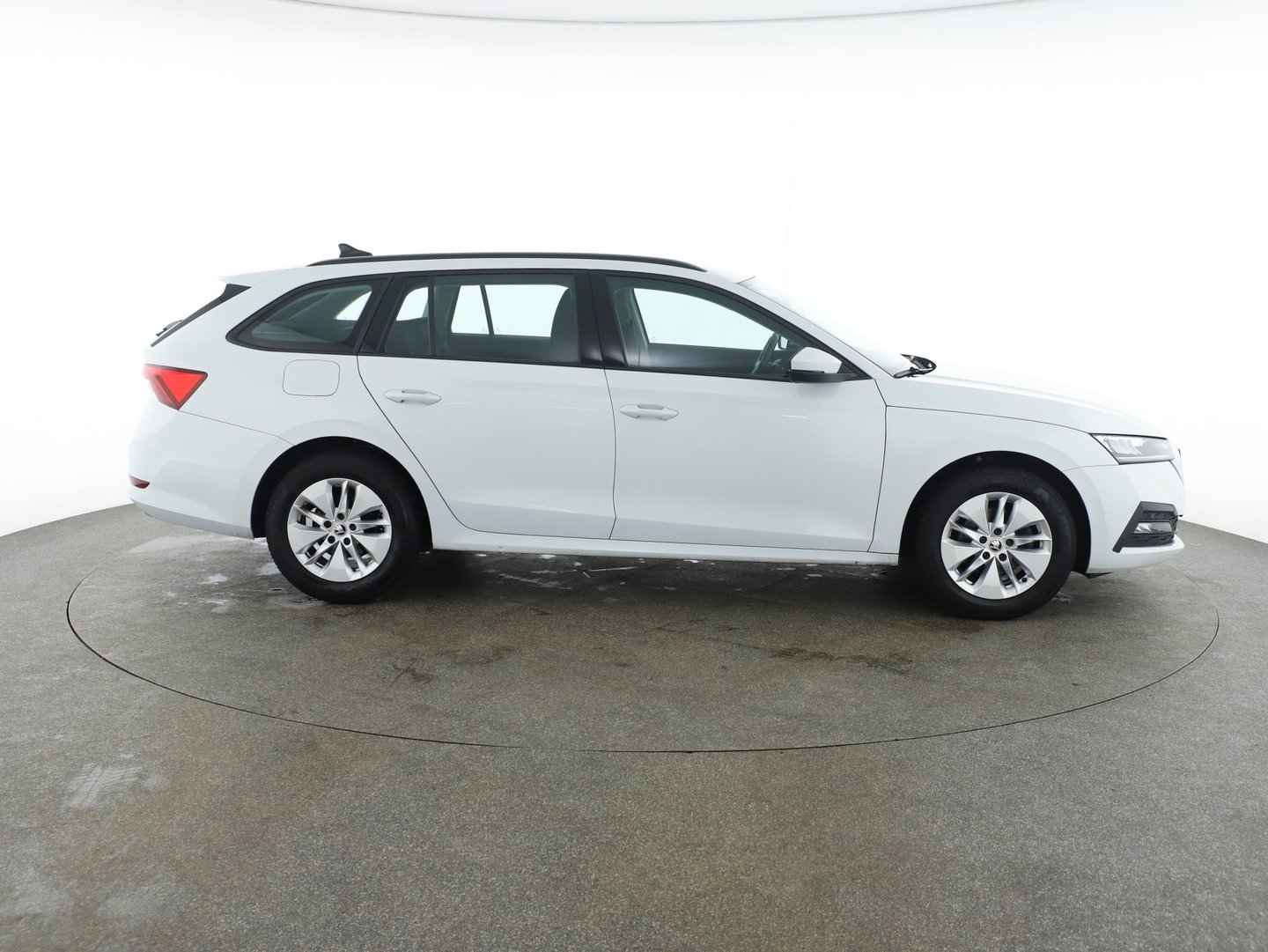 Škoda OCTAVIA Combi Ambition TDI DSG | Bild 4 von 29