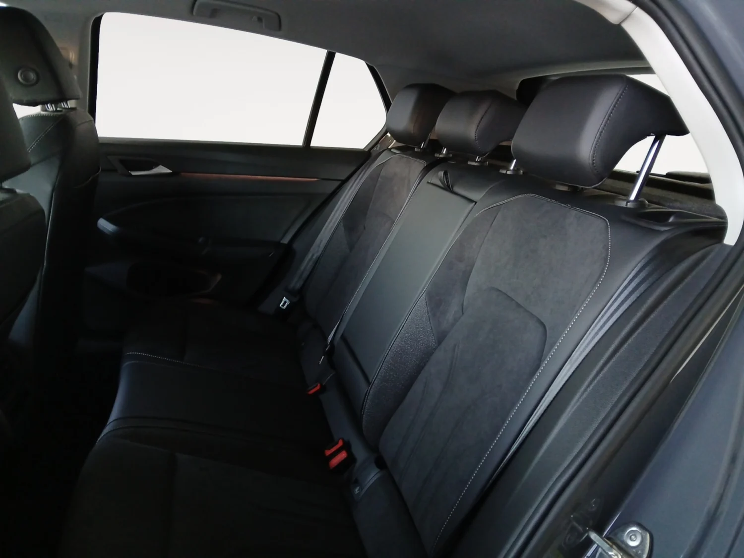 Bild eines VW Golf Rabbit eHybrid DSG 150 kW