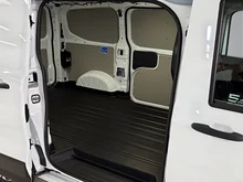 VW Kastenwagen Transporter Kasten PanAmericana TDI in Clear White