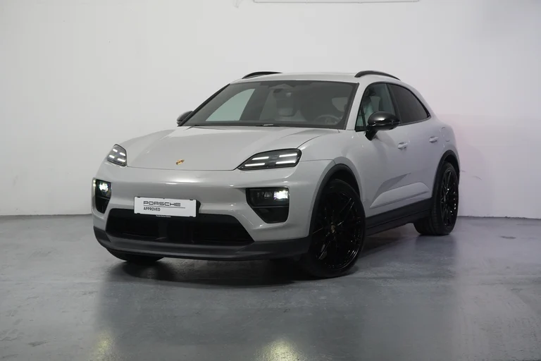 Porsche Macan 4