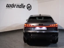 Audi Q3 Sportback TFSI quattro 150 kW in Daytonagrau Perleffekt