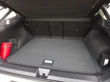 VW T-Roc Life eTSI DSG in Pure White Dach Black Uni