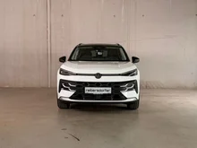 VW T-Roc Life eTSI DSG in Pure White Dach Black Uni