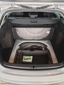 Thumbnail-Foto von Fahrzeug