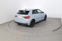 Thumbnail-Foto von Fahrzeug
