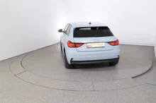 Thumbnail-Foto von Fahrzeug
