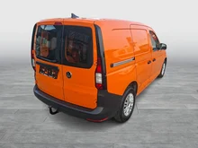 VW Caddy Cargo TDI in Leuchtorange