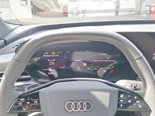 Audi Q6 Sportback e-tron quattro in Manhattangrau Metallic