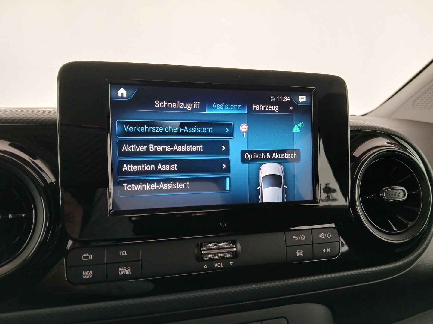 Mercedes T-Klasse 180 Progressive Aut. | Bild 21 von 28