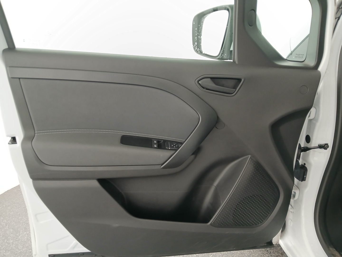 Mercedes T-Klasse 180 Progressive Aut. | Bild 10 von 28