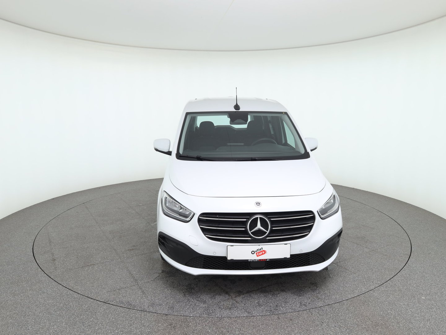 Mercedes T-Klasse 180 Progressive Aut. | Bild 2 von 28