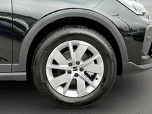SEAT Arona Reference Edition 1.0 TSI in Nacht-Schwarz Metallic