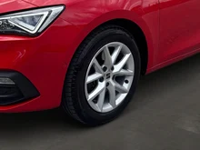 SEAT Leon SP Kombi Style 1.0 TSI 110 PS in Emotion-Rot