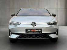 VW ID.7 Tourer GTX 4MOTION 250kW Business in Scale Silver Metallic Dach Schwarz