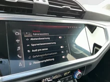 Audi Q3 35 TFSI in Schwarz, Metallic